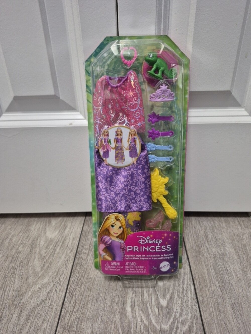 Disney Princess Rapunzel Pretty Style Doll Clothes & Accessories Set Mattel New